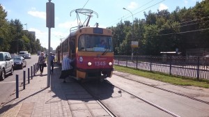 Новые бесшумные трамвайные пути укладывают в Москве