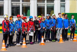 Школьники района Чертаново Южное выиграли окружной этап соревнований «Школа безопасности»