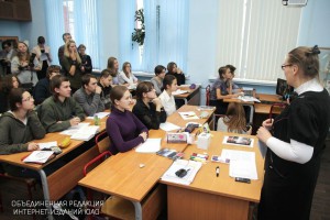 Столичным журналистам показали, как проходит урок астрономии в московской школе