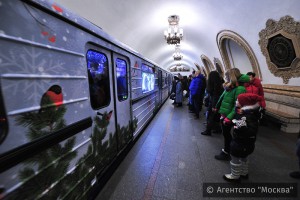 Около 400 тысяч пассажиров в новогоднюю ночь воспользовались общественным транспортом
