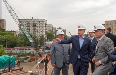 Мэр Москвы Сергей Собянин осмотрел ход работ по реконструкции Волоколамского путепровода