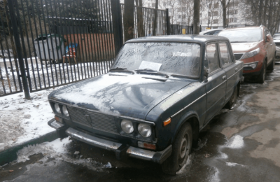 На территории района Чертаново Южное в январе выявлено два брошенных транспортных средства