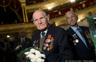 Ветераны Москвы на празднике