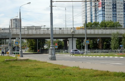 Варшавское шоссе в районе Чертаново Южное