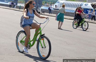 "Активные граждане" смогут бесплатно арендовать спортивный инвентарь в парках Москвы