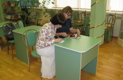 Писательница Елена Светлая встретилась с юными читателями библиотеки №158