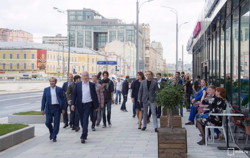 Мэр осмотрел итоги благоустройства улиц Житная и Коровий Вал