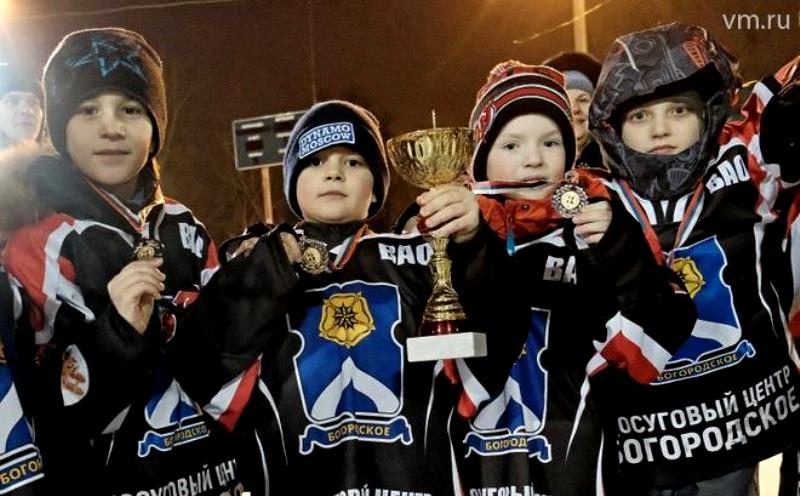 "Серебро" городской лиги выиграли хоккеисты из Чертанова Южного