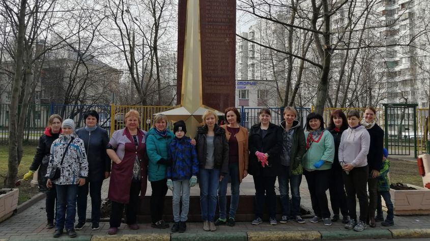 субботник в школе 504