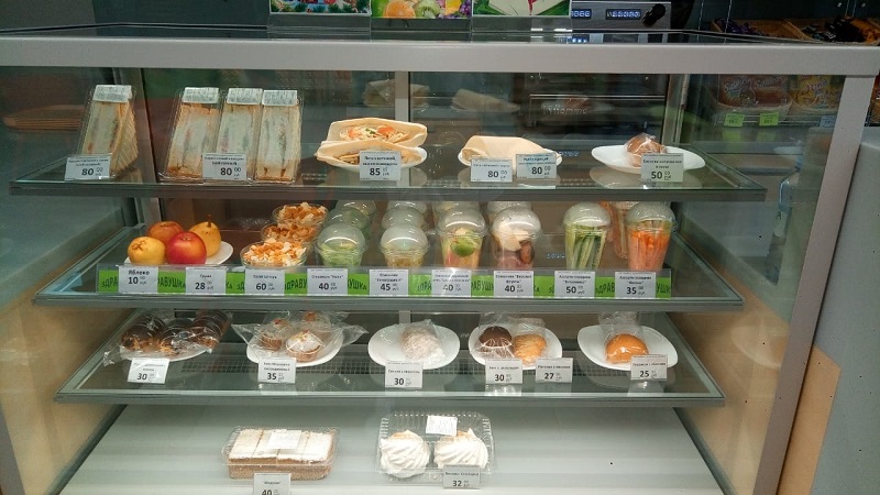 современная столовая в школе. петроконгресс зал нева. фреш кафе москва. X fit фитнес бар фреш. еду фреш для учебных заведений.