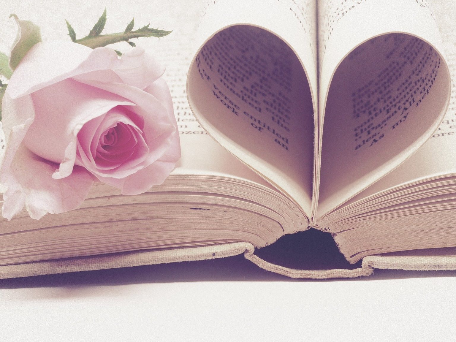 Книги истории любовные