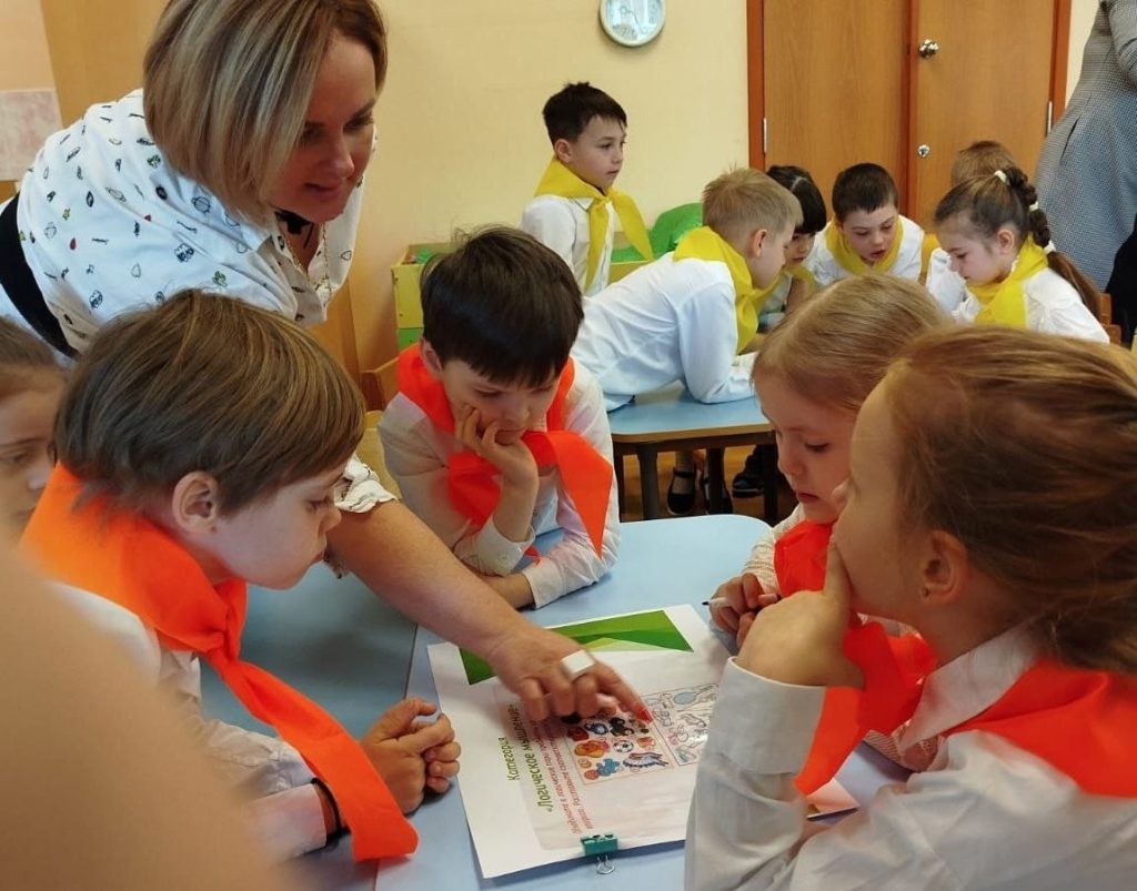 Методические рекомендации дала педагог-психолог школы №504 родителям будущих первоклассников. Фото: официальная страница школы №504 в социальных сетях