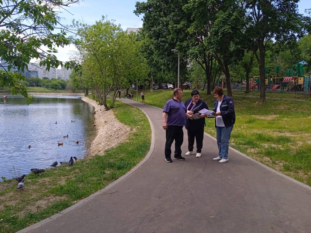 На несанкционированных пляжах проходят профилактические мероприятия. Фото: Управление по ЮАО Департамент