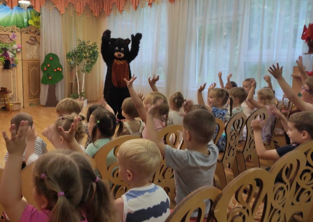 «Сказочная летняя неделя»: в дошкольных группах школы №1245 состоялось мероприятие. Фото: официальная страница школы №1245 в социальных сетях