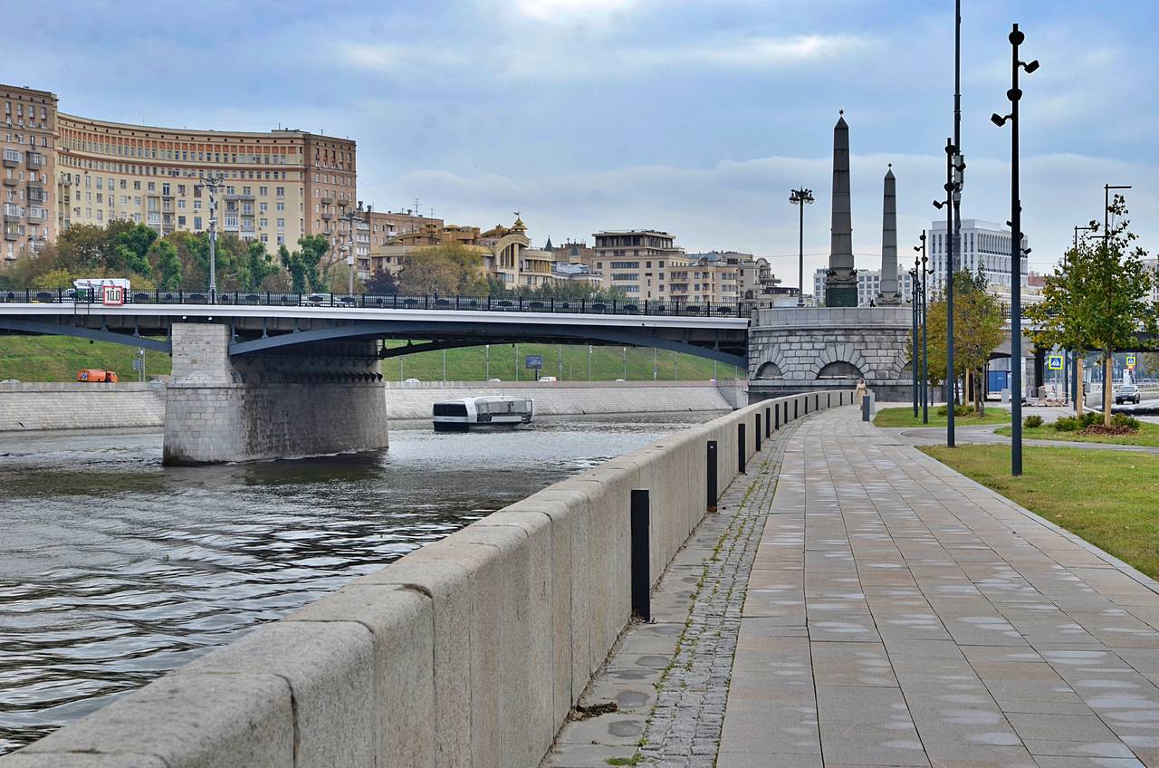 Движение на ряде улиц и набережных столицы перекроют 20-21 сентября из-за Московского марафона. Фото: Анна Быкова, «Вечерняя Москва»