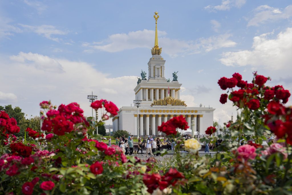 Выставка Русского музея на ВДНХ продлится до 1 февраля 2026 года — Собянин. Авторство: Медиатека ВДНХ