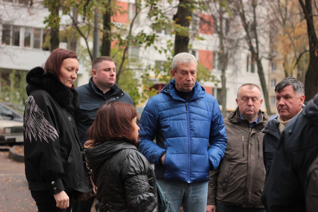 Александр Новиков примет участие в обходе территории Чертанова Южного. Фото: Полина Титкова, «Вечерняя Москва»