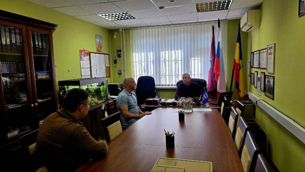 Проблему нехватки спортивных помещений обсудили в рамках приема Главы муниципального округа Чертаново Южное. Фото: Telegram-канал Муниципального округа Чертаново Южное 