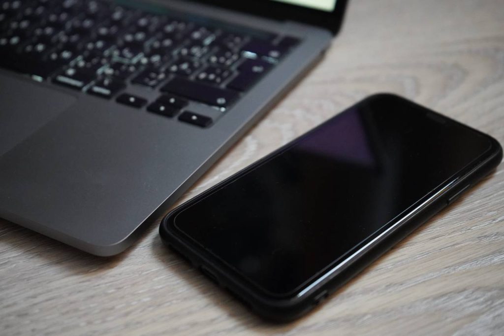 Актуальные схемы интернет мошенников. Фото: Анна Быкова, «Вечерняя Москва»