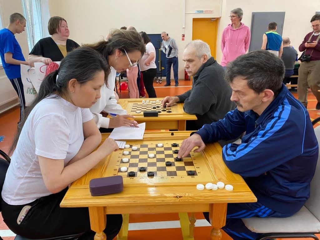 Подопечные СД «Чертаново» приняли участие в турнире по настольным играм. Фото: официальная страница СД «Чертаново» в социальных сетях