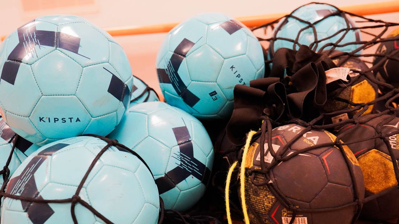 Общее 10 место заняли спортсмены ФК «Чертаново» финальном турнире Первенства России среди юношей. Фото: Ксения Догонашева, «Вечерняя Москва»