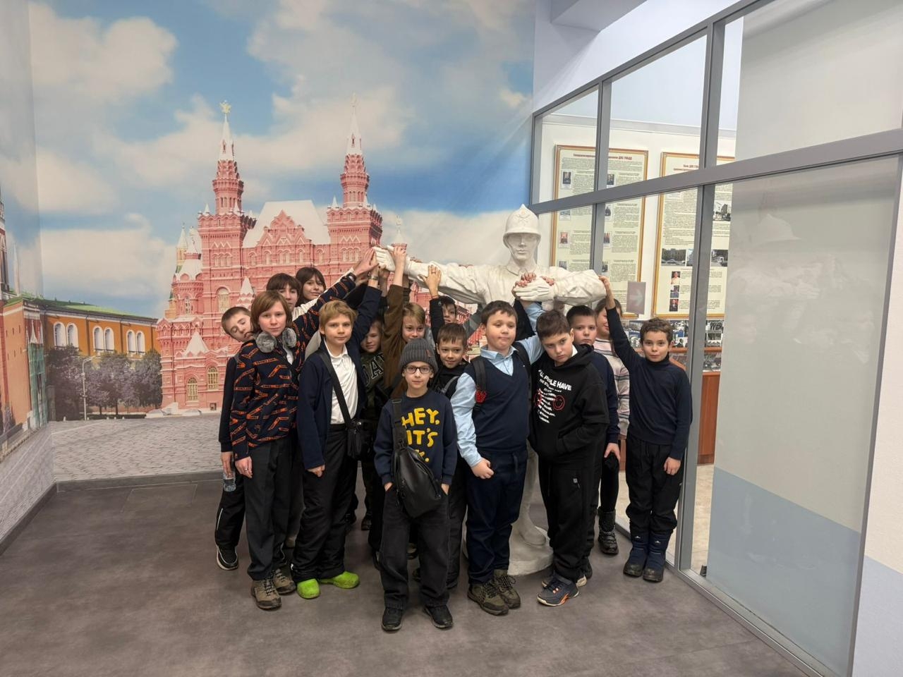 Музей истории ГИБДД посетили представители ДЮЦ «Виктория». Фото: страница ДЮЦ «Виктория» в социальных сетях