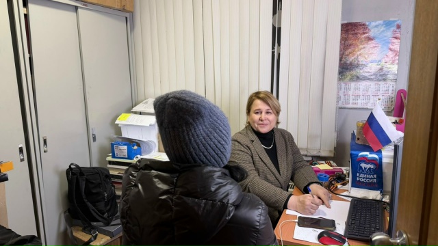 Прием граждан провела депутат Наталья Леонова. Фото: официальная страница Натальи Леоновой в социальных сетях