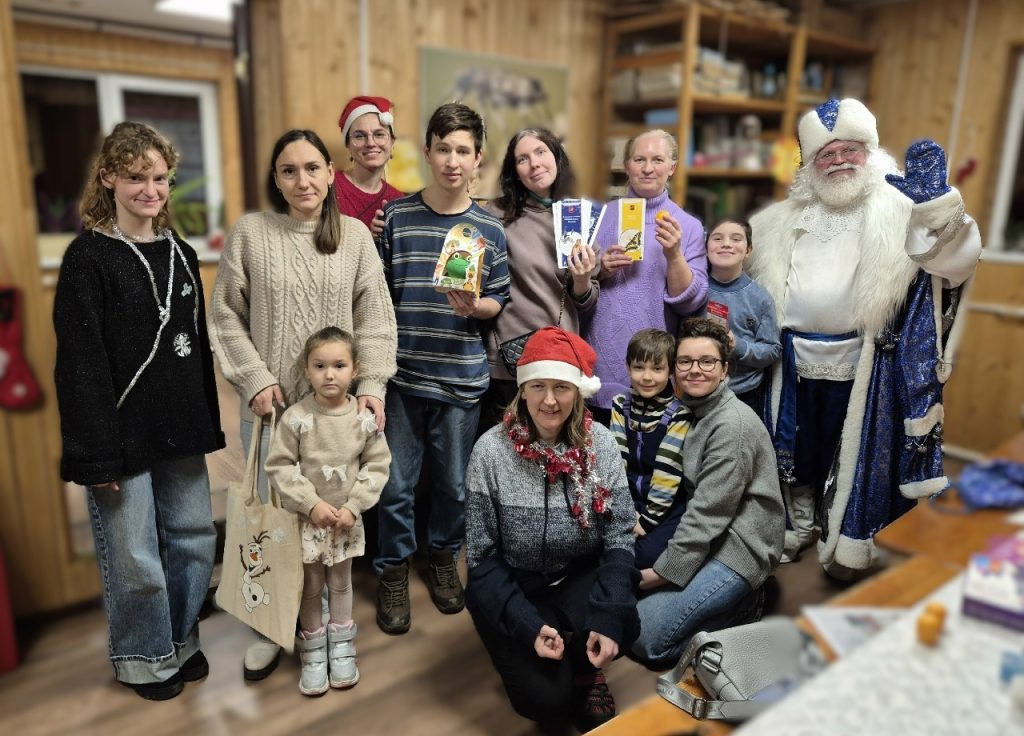 Мастер-класс «Зимний калейдоскоп» провели представители экоцентра «Битцевский лес». Фото: страница экоцентра «Битцевский лес» в социальных сетях