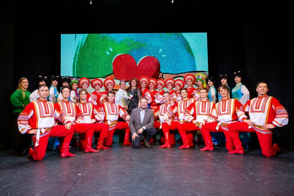 Праздничное мероприятие «День Милосердия» посетил Александр Новиков. Фото: Telegram-канал муниципального округа Чертаново Южное