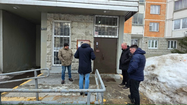 Встреча Александра Новикова с жителями состоялась в Чертанове Южном. Фото: страница МО Чертаново Южное в социальных сетях